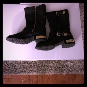 Vince camuto booties! Size 6.5!